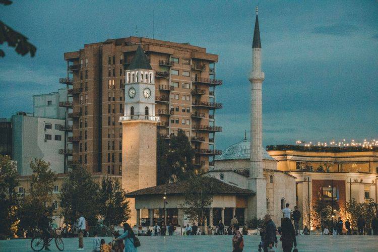 Afbeelding voor bestemming: Tirana